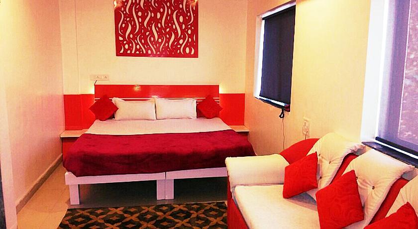 Hotel Talha Residency Нандед Экстерьер фото