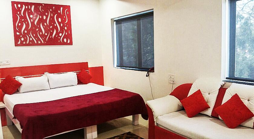 Hotel Talha Residency Нандед Экстерьер фото