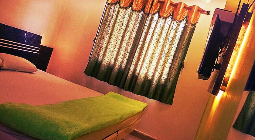 Hotel Talha Residency Нандед Экстерьер фото